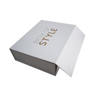 China ISO 9001 White Cardboard Foldable Magnetic Rigid Gift Box wholesale