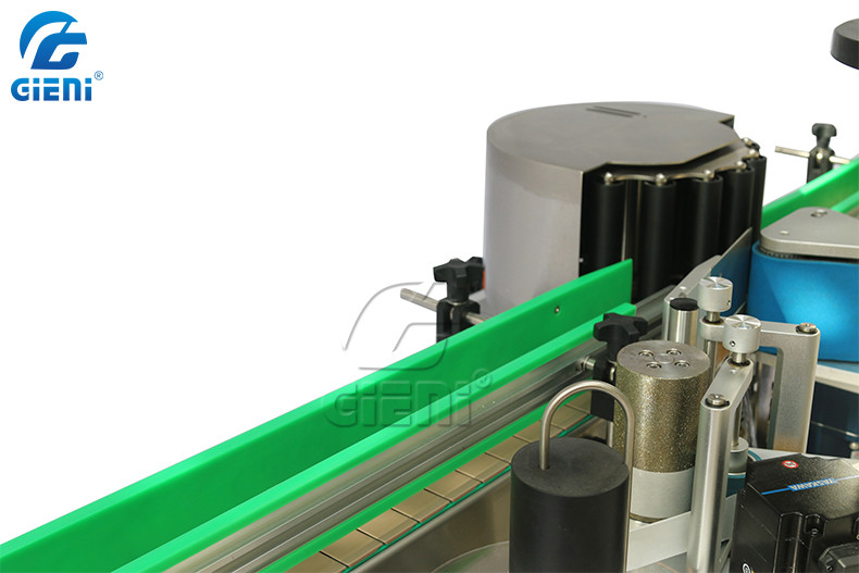 PLC Control Vertical Wrap Around Labeling Machine 0.5mm Accuracy