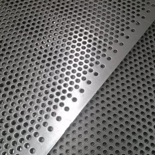 2mm Round Hole Perforated Stainless Steel Mesh Sheet 3.5mm Pitch Grade 304 316l
