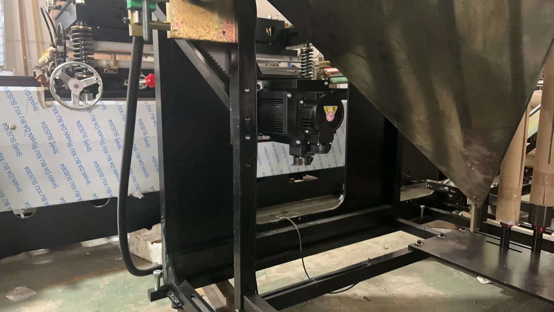 Zipper Type Three Side Sealing Pouch Maker Machine L1300 X W2000 X H2200mm