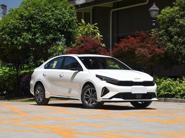 Kia K3 Korean Brand 5-Seat 2WD Gasoline Kia Cars With Automatic Gearbox R18
