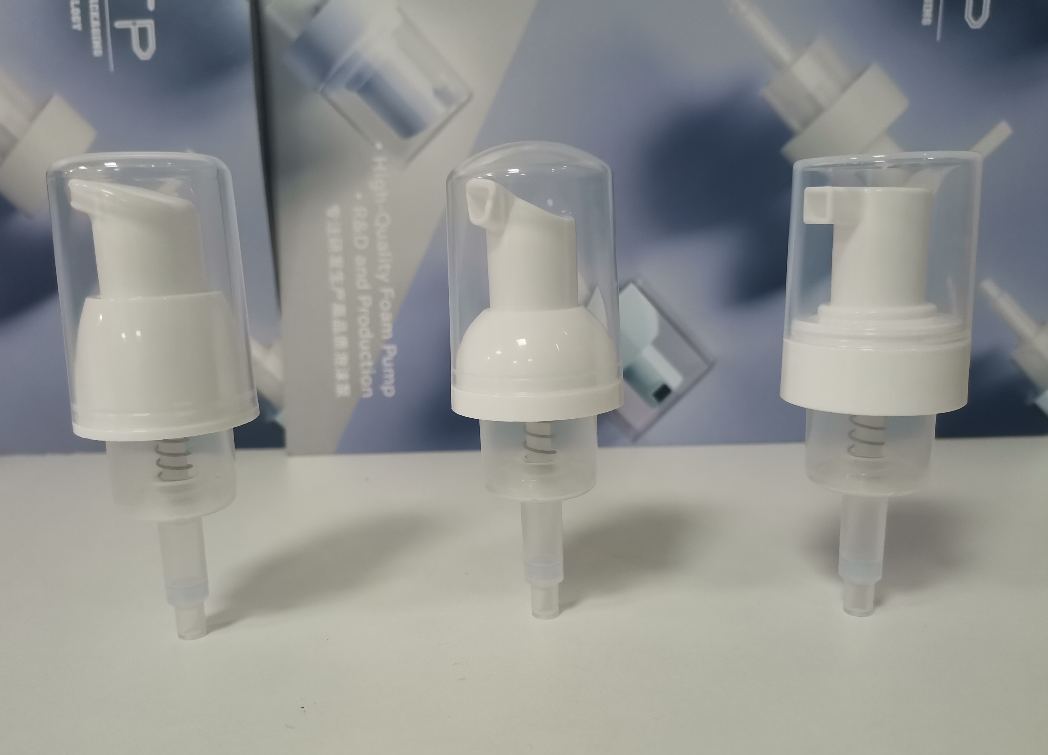 Eco Friendly Foam Pump Mini With 0.4 Cc Output Easy To Carry Cream Dispenser