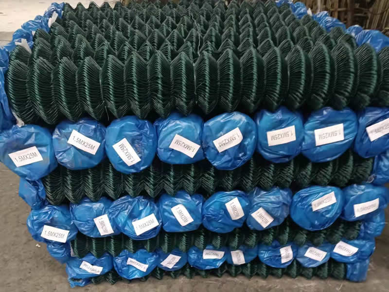 The Fine Quality chain link fence aquaculture purse seine orchard protection net pvc coated chain link fence
