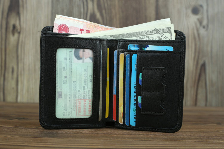 Custom Logo Crazy Horse Leather Men's Bifold Wallet with Rfid Blocking Protection