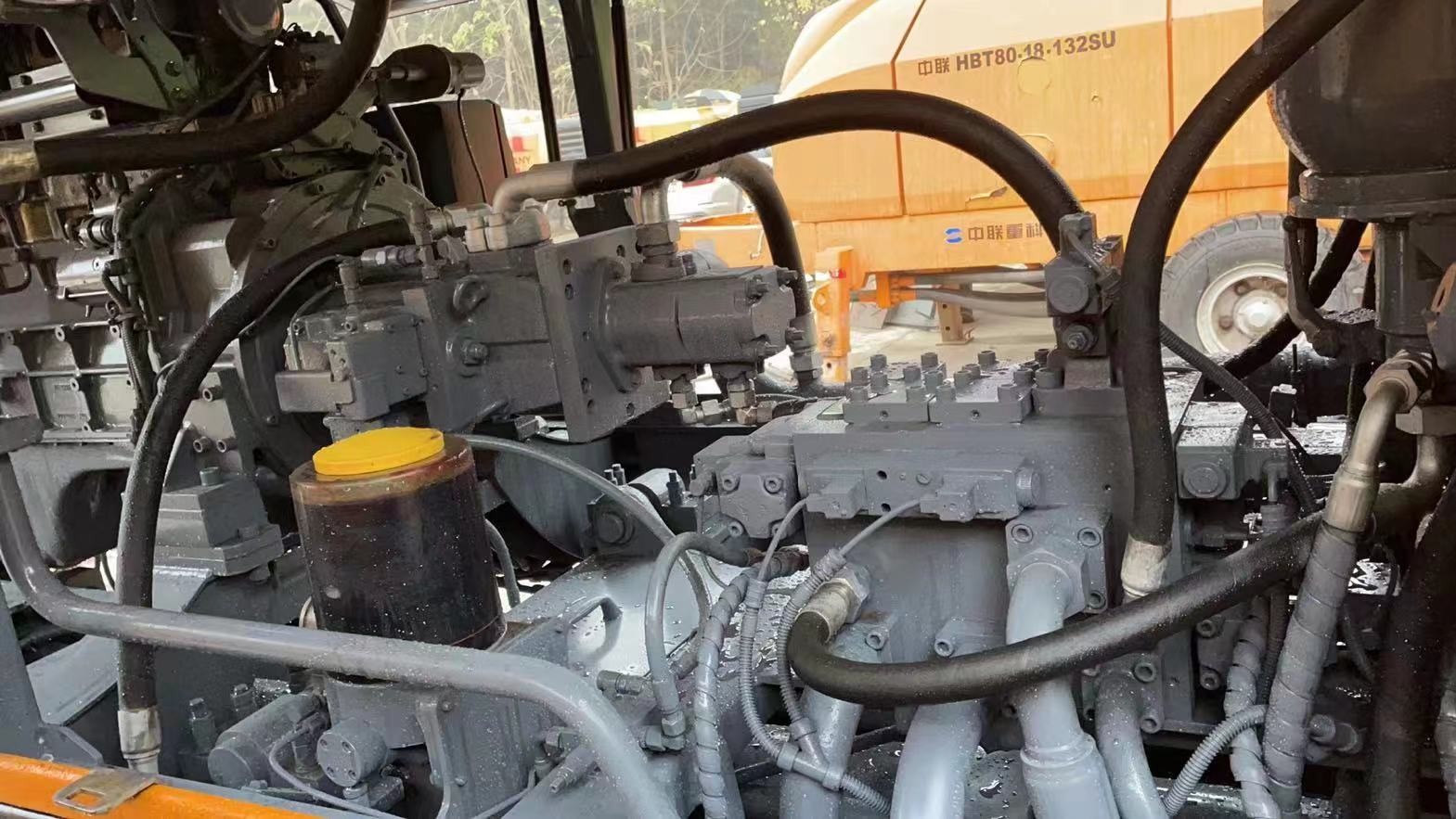 Reconditioned Used Concrete Trailer Pump HBT6016C-5D 6860 Kg Weight
