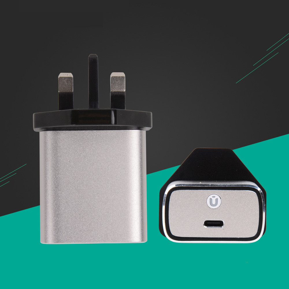 Aluminium Alloy Cell Phone Charger Adapter Type C Port Fire proof