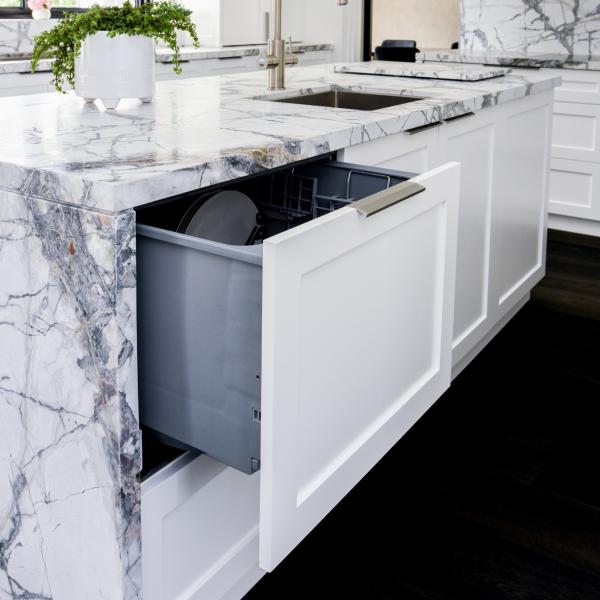 E1 Grade White Lacquer Kitchen Cabinet For American Shaker Style