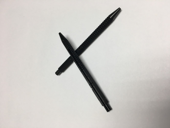 Black Hot Runner Injection Molding Pen Shaped Tooling Builder Plastic Injection Mold Parts