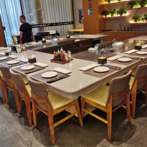 China 8 - 10 Seats Japanese Restaurant Teppanyaki Grill Table Rectangle Shape wholesale