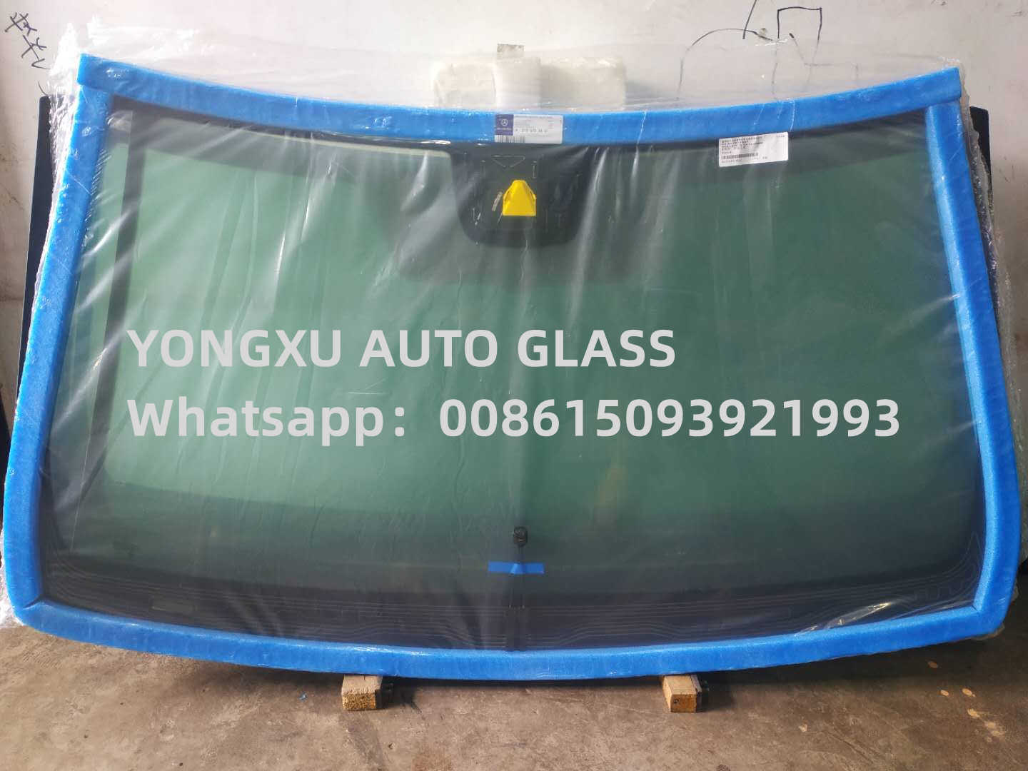 Mercedes-Benz E Class (W212) Sedan/Wagon 2010-16 Single Rain Sensor Night View Car Front Windshield Glass Window Plant F