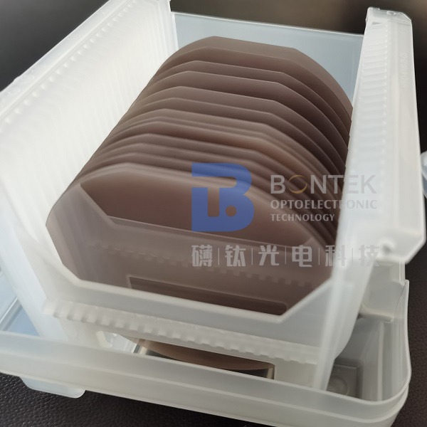 High-Capacity Holographic Information Solution Stoichiometric LiTaO3 Wafer