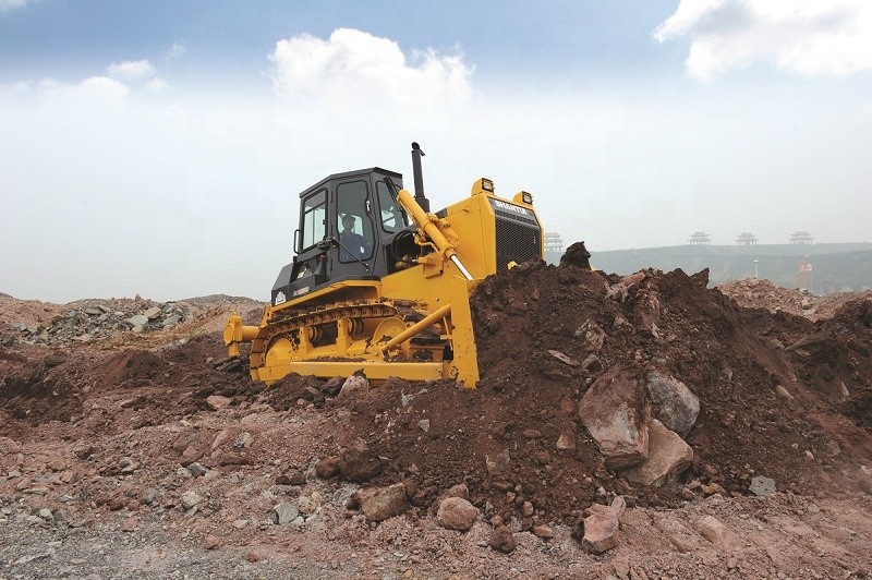 SHAN TUI Power 230HP Heavy Machine Bulldozer Straight - Tilt Blade With Angle Blade With Semi - U Blade