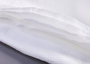 China Anti Static 60gsm 320cm Viscose Spunlace Nonwoven Cloth wholesale