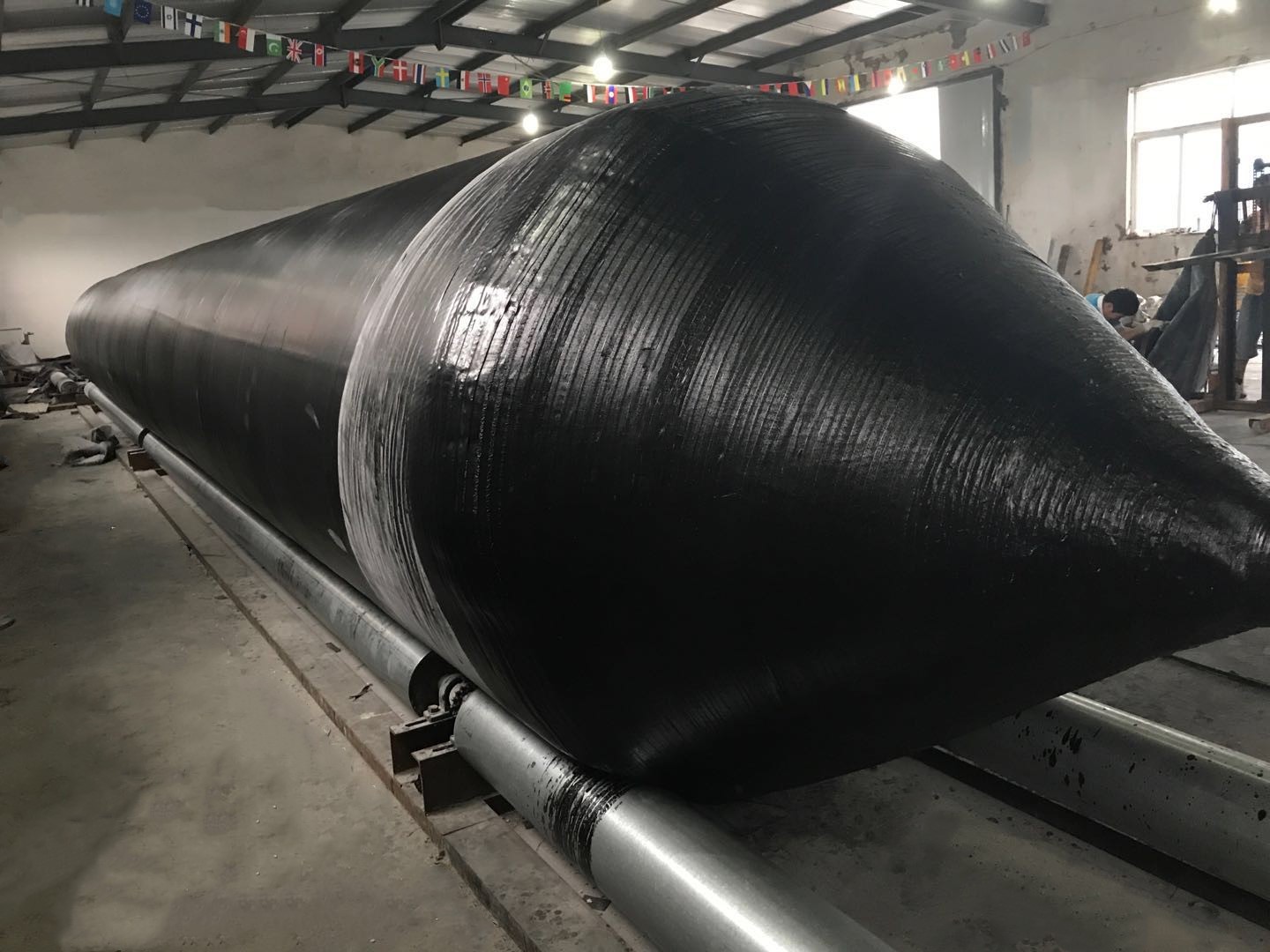 Thicker Layer Boat Lifting Airbags 0.3m - 3.0m Heavy Lifting Airbags With End Fittings