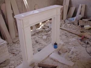 China 150x11x45mm White Free Standing Limestone Fireplace Mantel Shelf on sale
