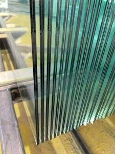 China 6.38/8.38/10.38/12.38 mm Edge Polished Clear or Colored Safety Laminated Glass wholesale