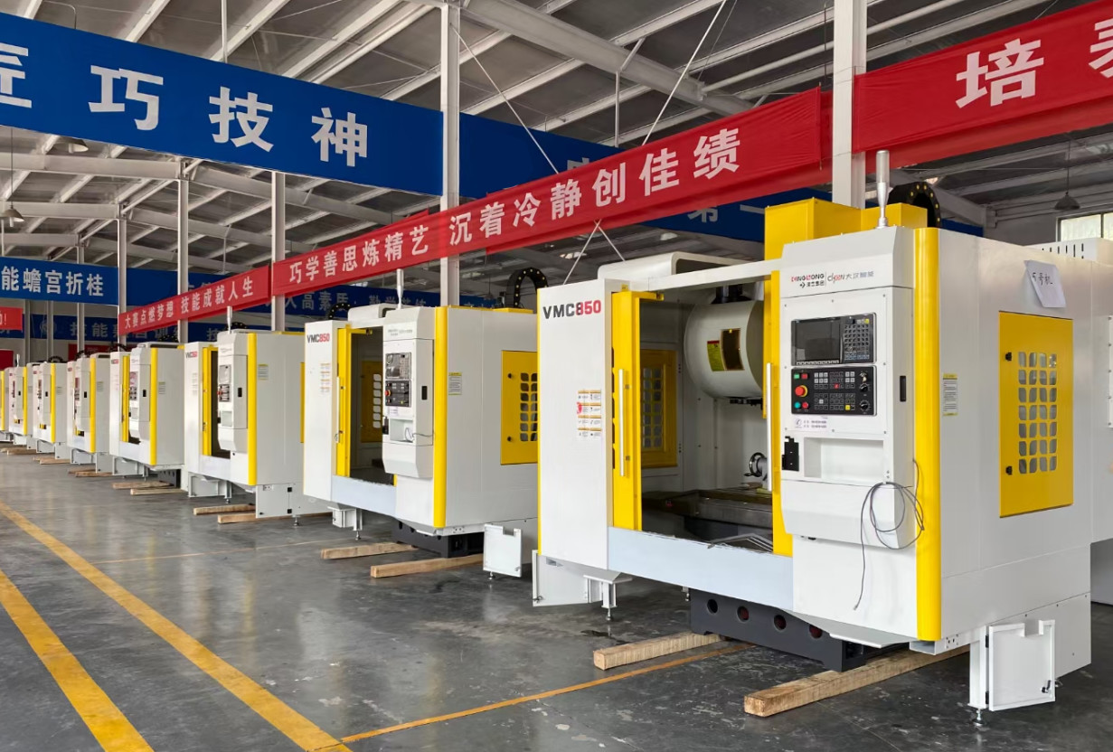 High Precision 3 Axis Vmc Cnc Vertical Metal Milling Machining Center Lathe