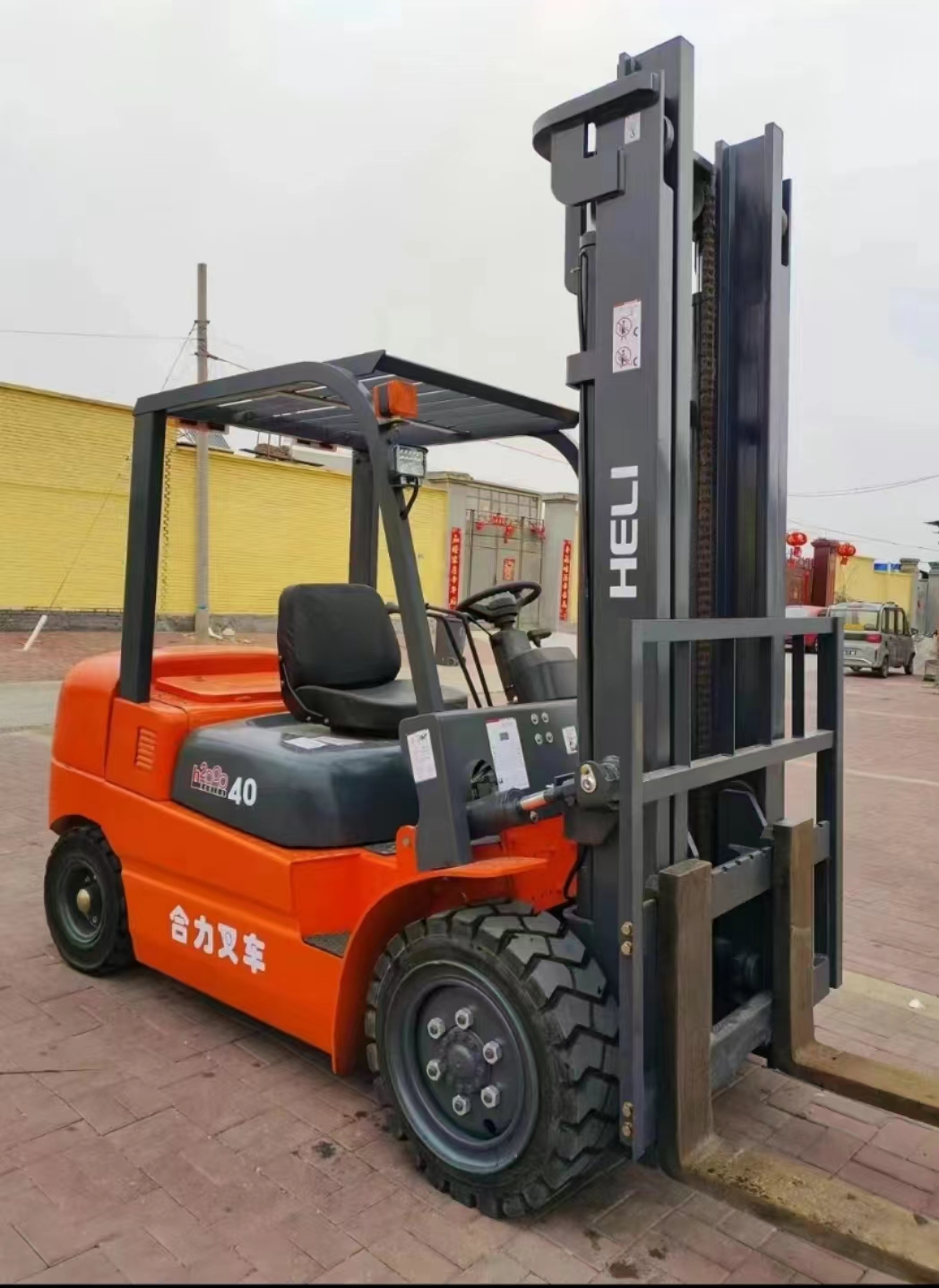 Heli Second Hand Forklift Used Diesel Forklift Truck 4 Ton Orange In Good Condition