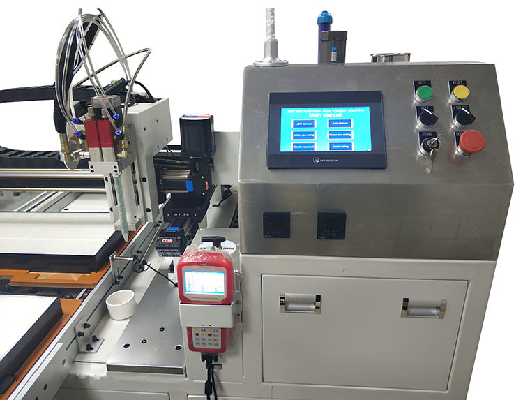 Touch Screen Automatic Glue Dispenser On Site Installation GM700