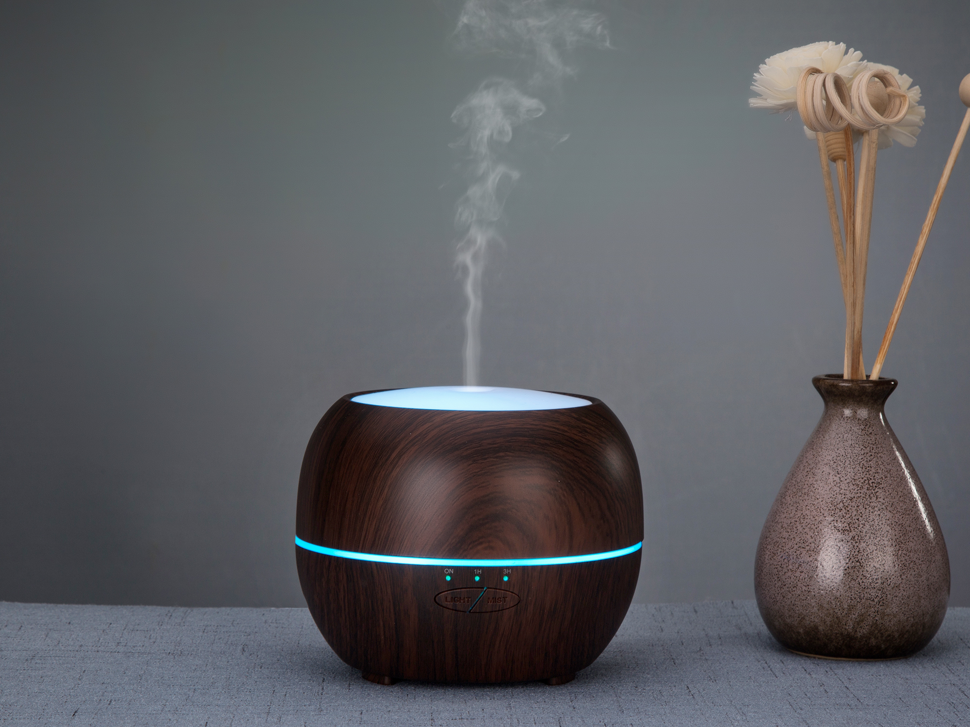 12W 400ml Home Fragrance Electronic Aroma Diffuser With Warm Light