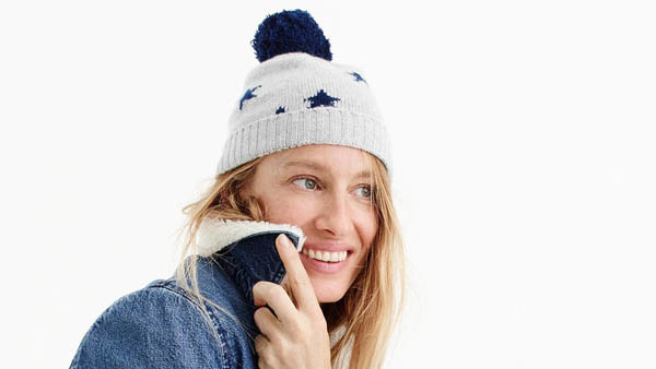 Thick Winter Womens Knit Beanie Hats , Stylish Cool Knit Hat With Pom Pom