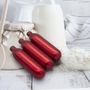 China Dessert Tools Whipped Cream Dispenser 8g Environmental Metal wholesale