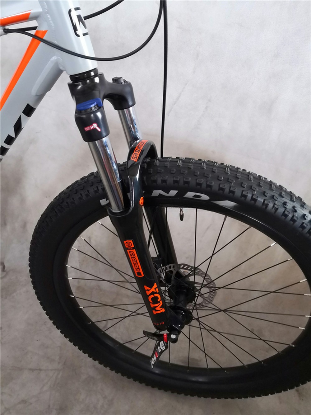 2024 26" 27.5" Men Aluminum Alloy Frame Front Suspension Fork Adults 11 Speeds MTB Mountain Bicycle