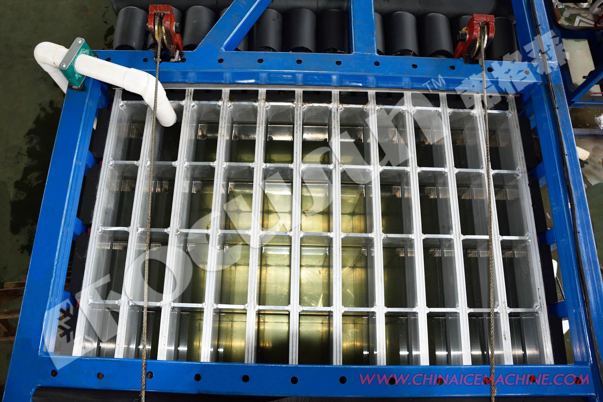 Snow Flake Ice Focusun 5000kg/day Automatic Direct Cooling Ice Block Machine for Fishery