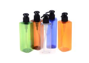 China Convenient Plastic Cosmetic Bottles Large Capacity Customized Colors wholesale