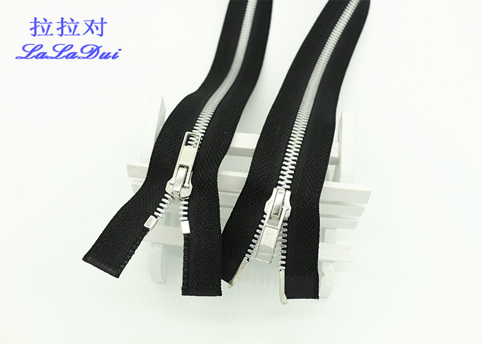 Brass Teeth 20 Inch Two Way Metal Zip Euro Type Length Customized For Cardigans