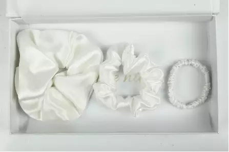 Hair Bow Mulberry Silk Scrunchies Healthy Colorful 0.03kg Weight