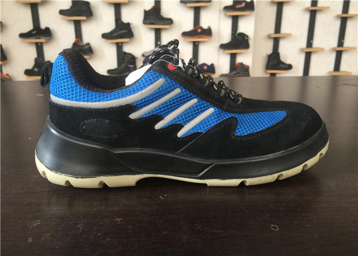 High Ankle Cut Waterproof Safety Boots Size Customized For Airport Worker