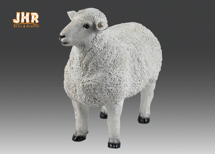 White Life Size Fiberglass Dolly Sheep Statue Animal Sculpture Garden Decor