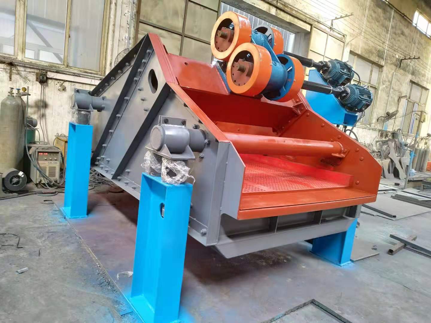Dewatering Vibrating Screen for Silica Sand