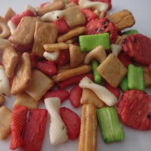 China Low Fat Club Social Crackers Fried Salty Asian Rice Cracker Mix wholesale