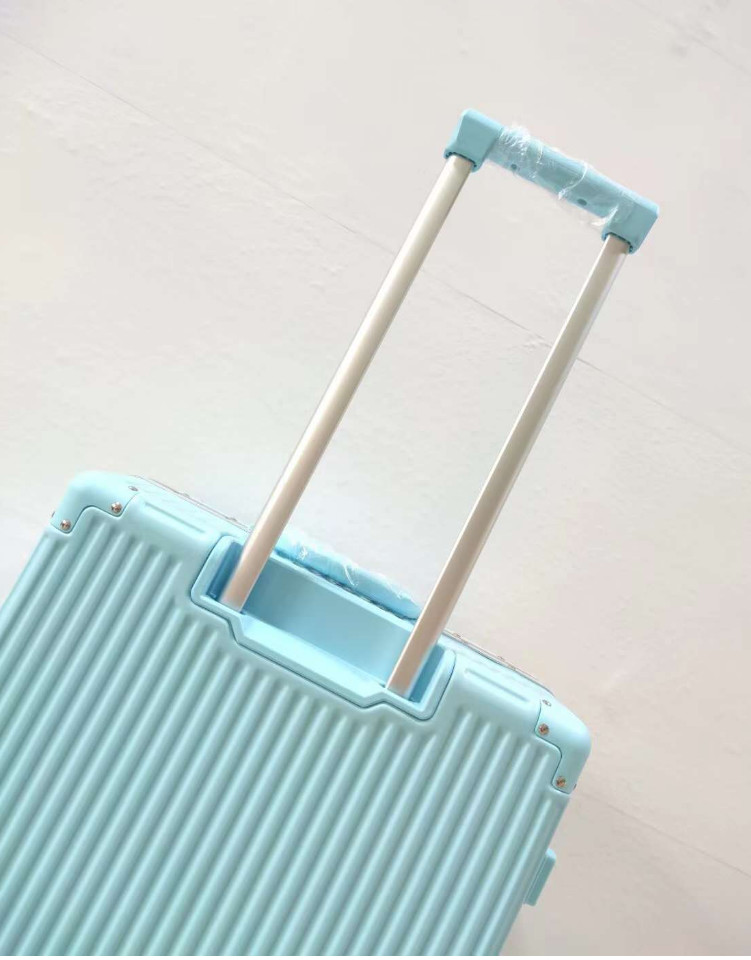 Hot Sale Aluminum Alloy Trolley Case Mute Universal Wheel Hook Password Luggage