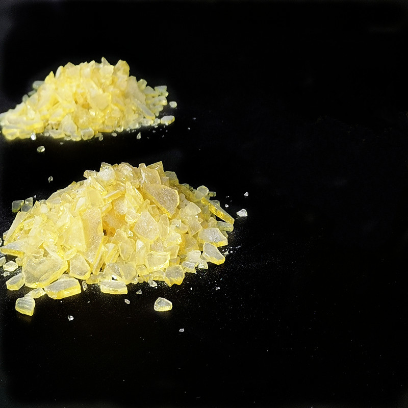 Industrial Grade Yellow Flake Cas No 94581 16 5 For Paint