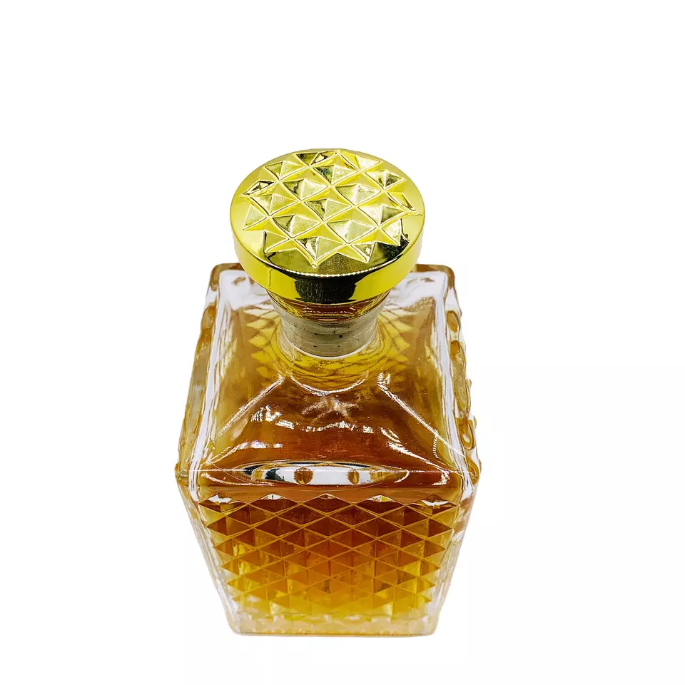 Body Material Glass Bottle for High Grade Gin Vodka Whisky Unique Design