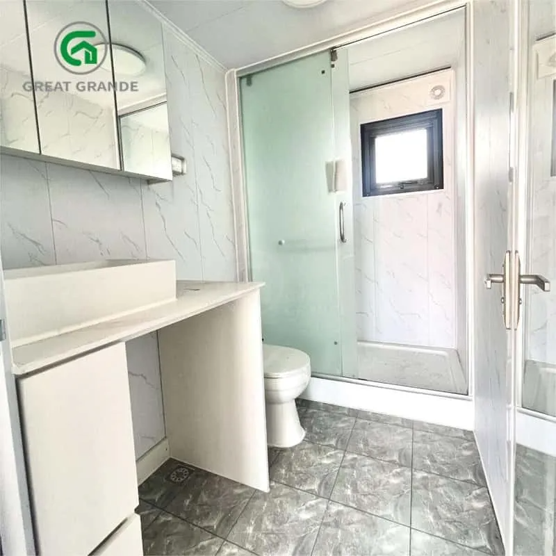 Grande expandable tiny house interior space
