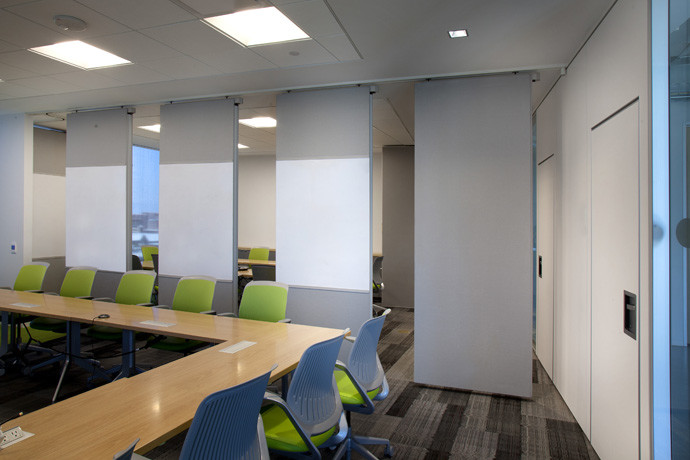 Customized Mobile Partition Wall Room Dividers Dubai Wood Office Partition Wall