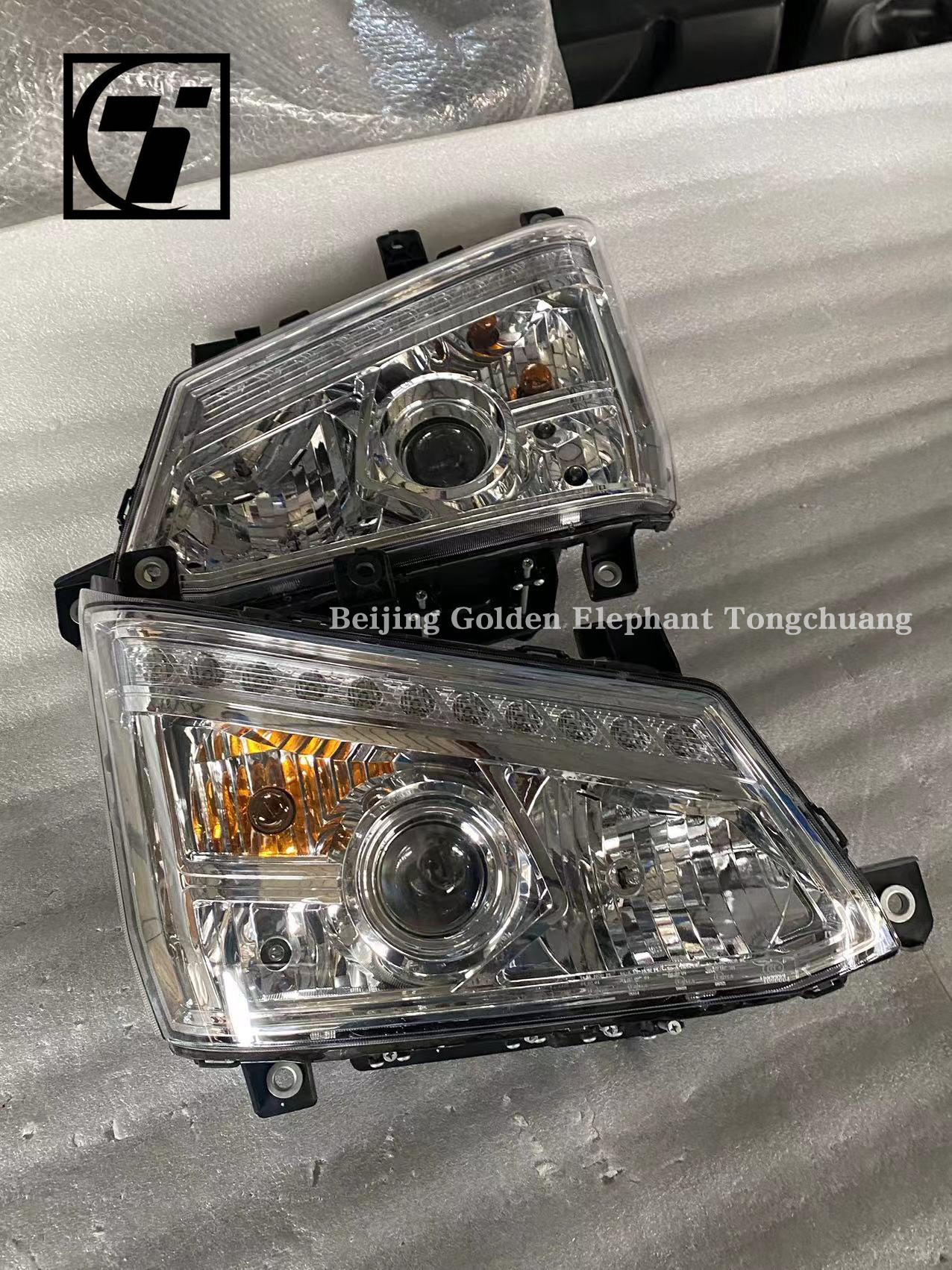Foton Aumark S1 S3 LED Headlights L1371010102A0 and L1371010202A0 for Combined Light Truck