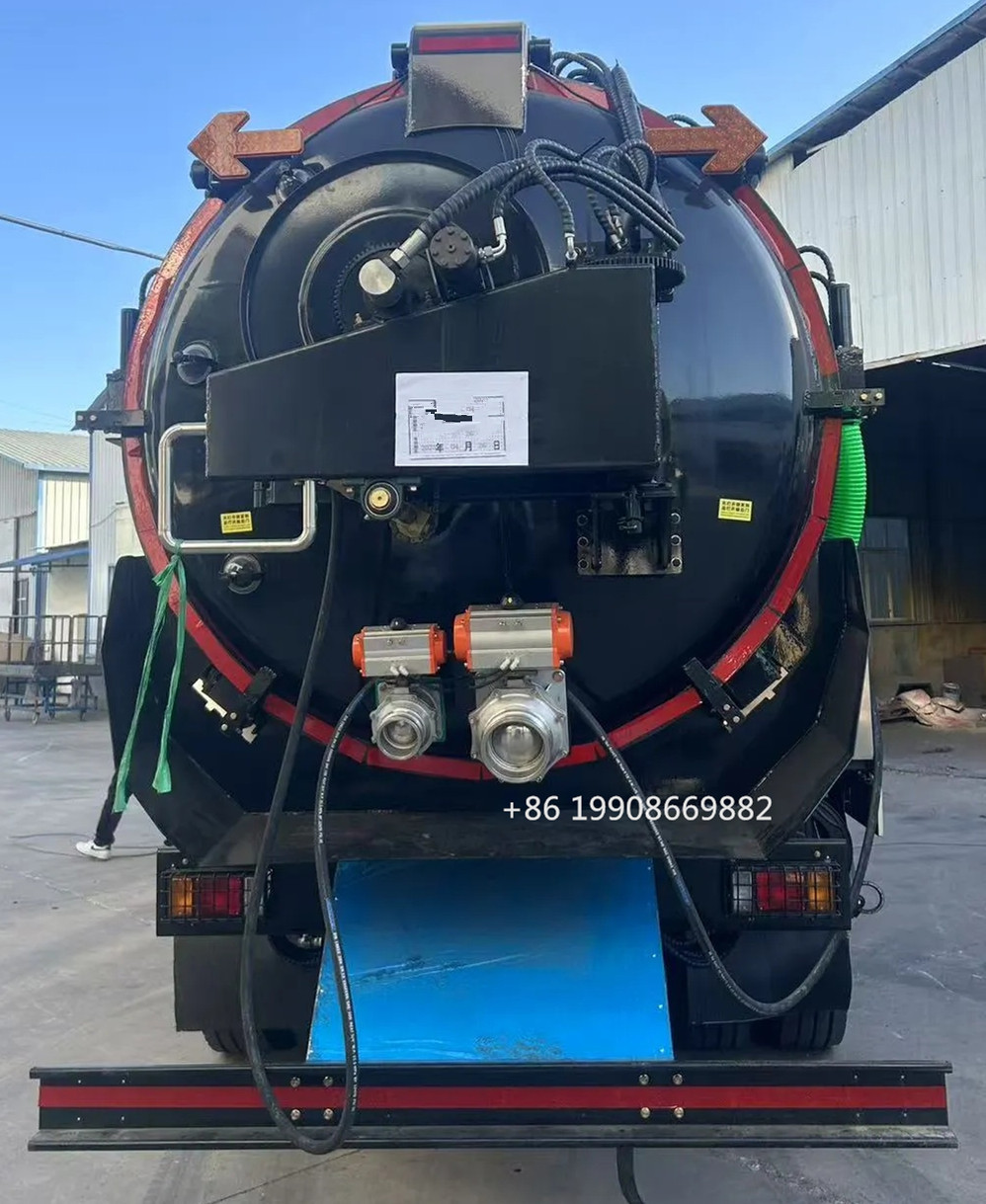 ISUZU 4x2 Driver 10000L Sewage Suction Truck with Vacuum Pump for Sucking Waste Water Vacuum Sewer Tanker Suction Truck