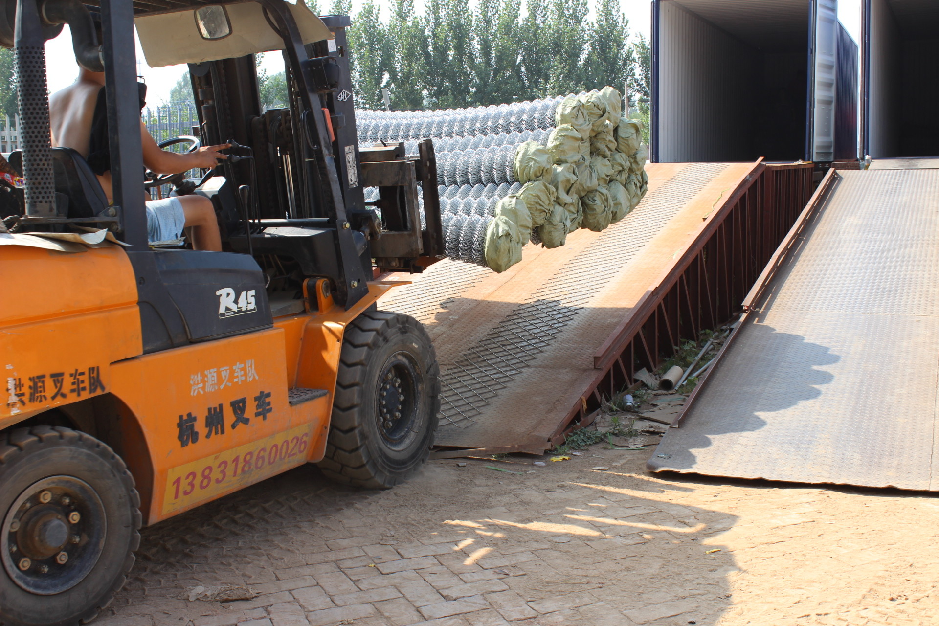 High quality ! Galvanized Black Chain Link Fence Cost Gate 1.8m*0.9m for Victoria