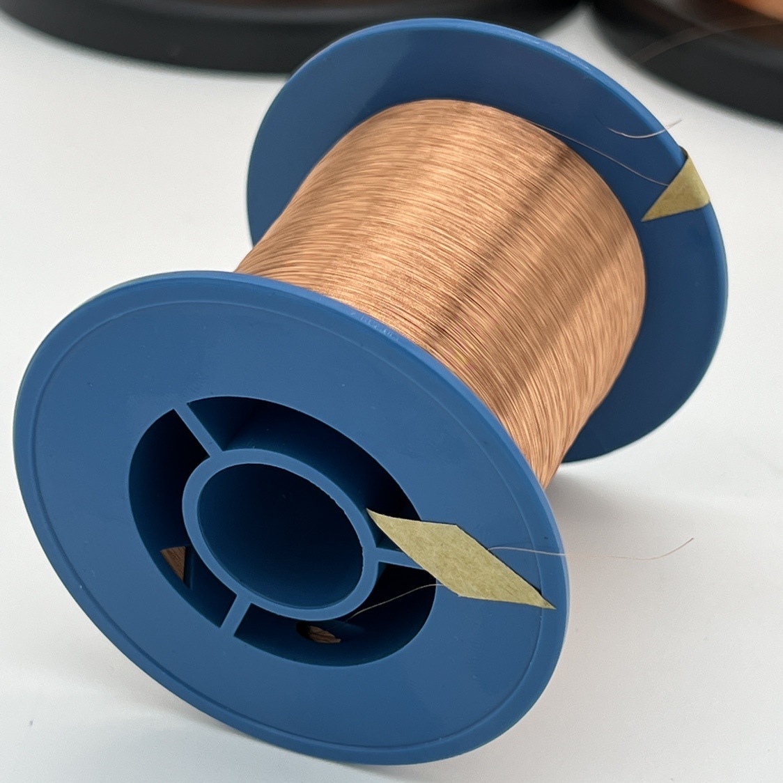 99.9% Pure Copper Wire Thermal Level Enamelled Round Wire in 130/155/180/200/220 Sizes JIS C3203 Standard for Automotive