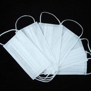 China Ear Loop Non Woven Masks , Non Woven Face Masks 520x360x340mm Size wholesale