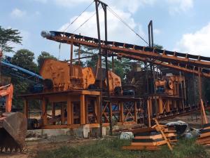 China 30tph-500tph Stone Crusher Plant Equipment For Gold Mining wholesale