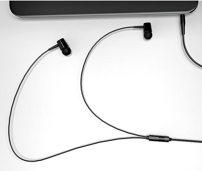 Waterproof 6D Stereo Sound ABS 1200mm Wired Sports Earphones