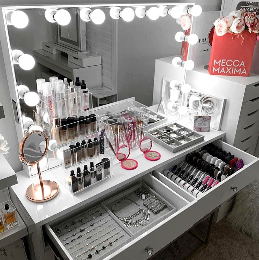 Full Length Hollywood 50x Magnifying Mirror Customzied