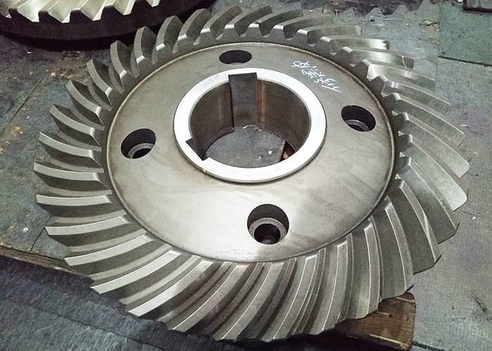 Double Helical Gear Electric Water Pump Gearbox Parts Spiral Bevel