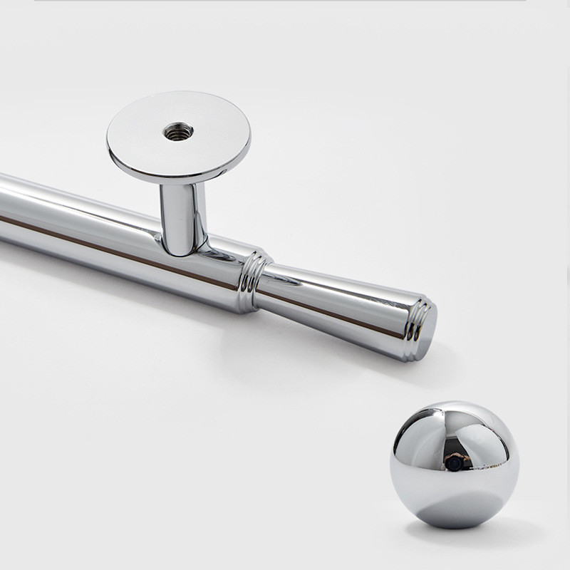 Elegant Zinc Alloy Silver 128mm Handle And Knobs With Ergonomic Design